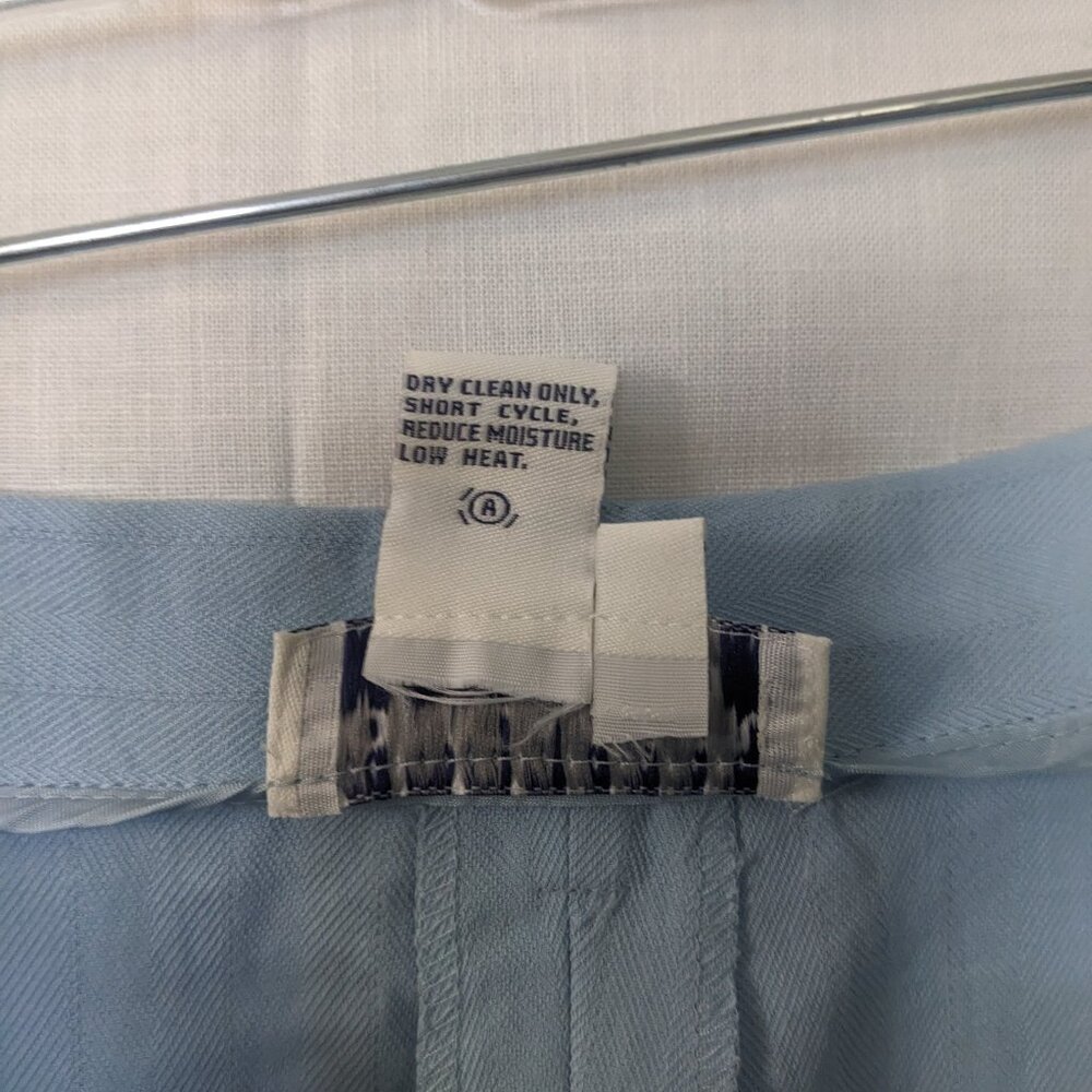 Doncaster Women's Light Blue Two Piece Suit Size 12 - Picture 6 of 15